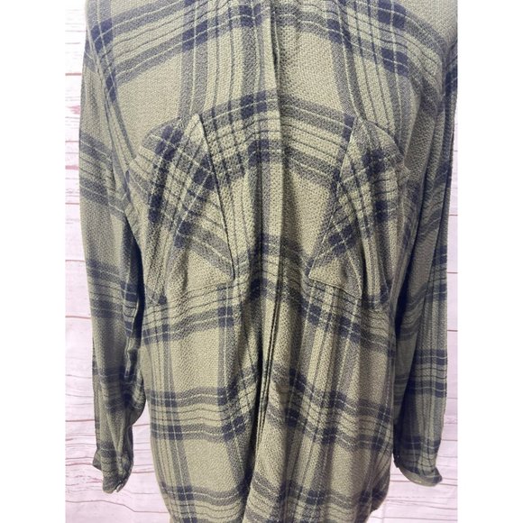 Side Stitch Green Plaid Size Medium Button‎ Up Hi Low Blouse - Picture 4 of 5